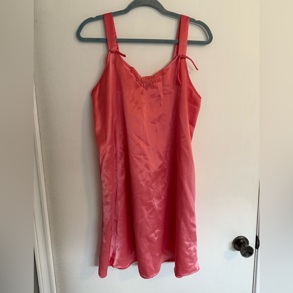 Vintage Delicates Brand Satin Coral/Pink Slip Dress Large/X-Large